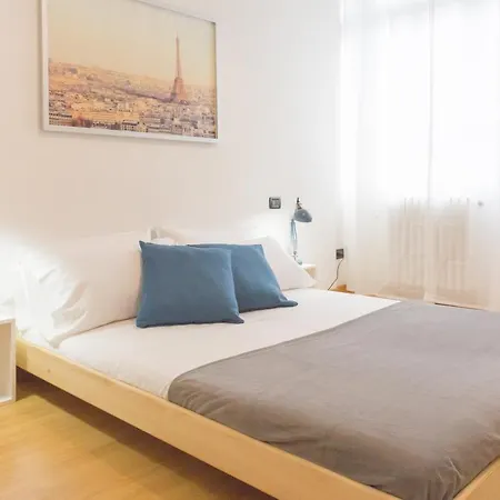 Sweet 2 Bedrooms In Center Milan